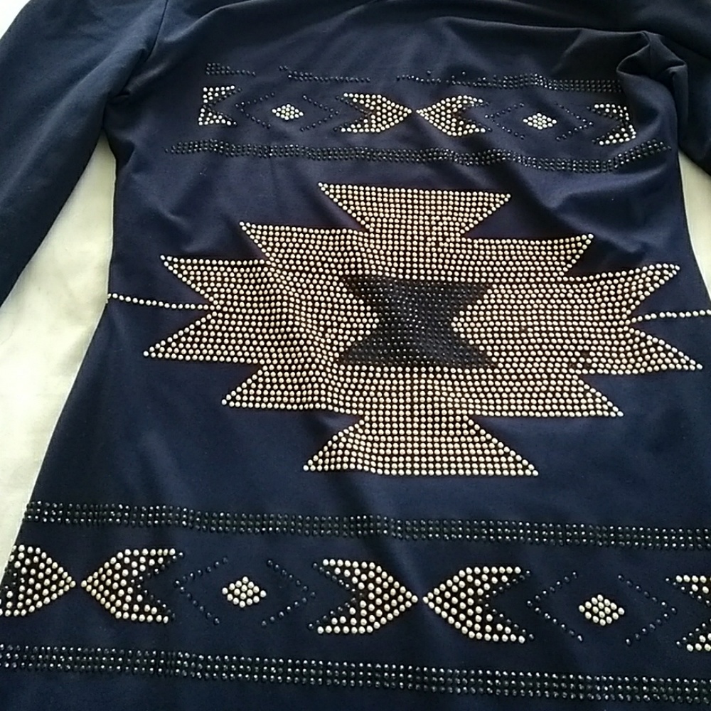 Dress - Picture 2 of 4